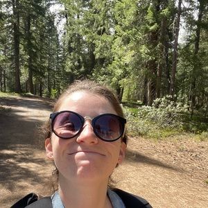 Meet your Posher, Kendra